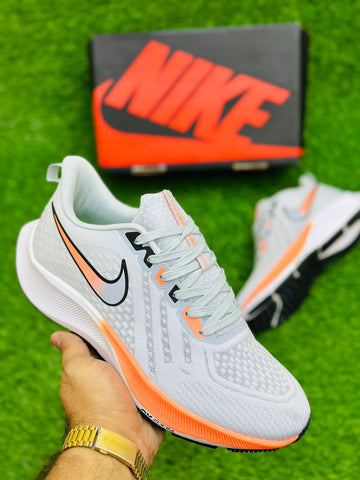 NIKE Zoom Winflo 38X ( White Orange )