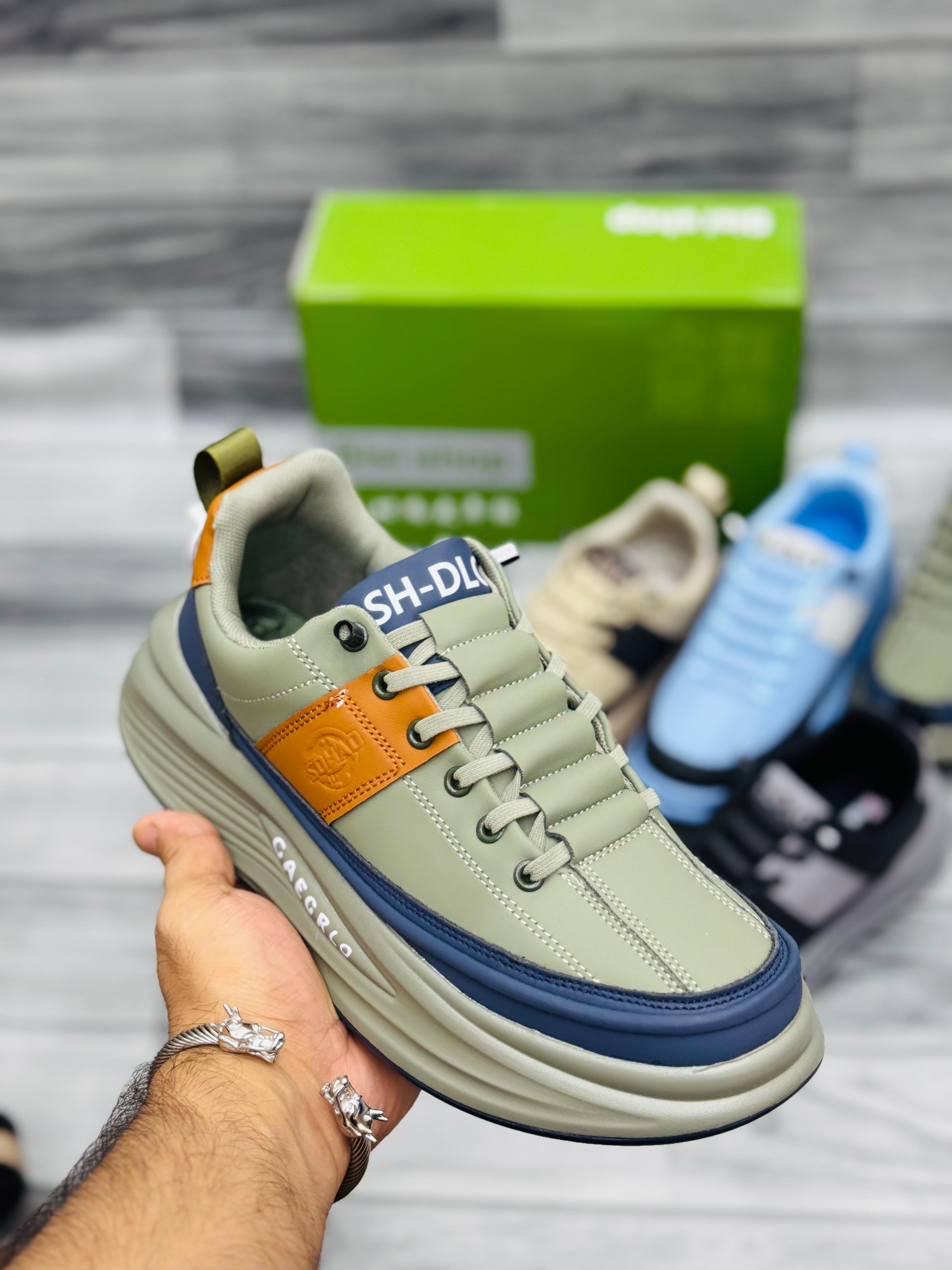 Move Sneakers