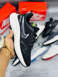 Nike Zoom Runners-