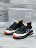 FlashFit Sneakers – Trendy & Comfortable!