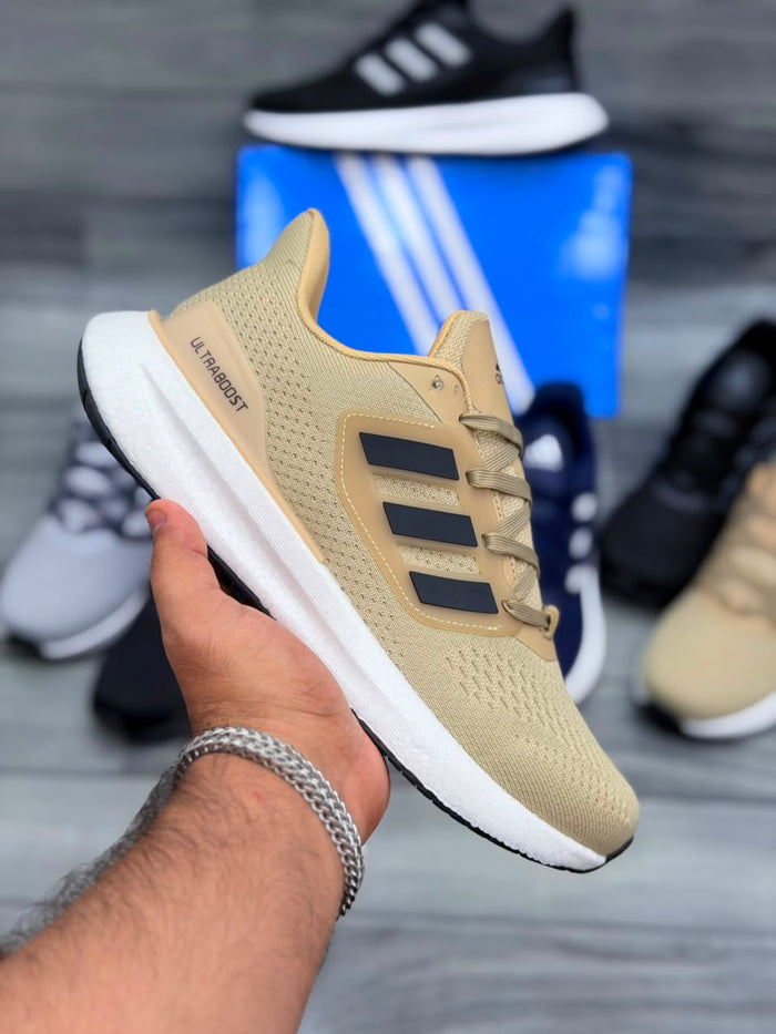 Adi Ultra Boost Beige