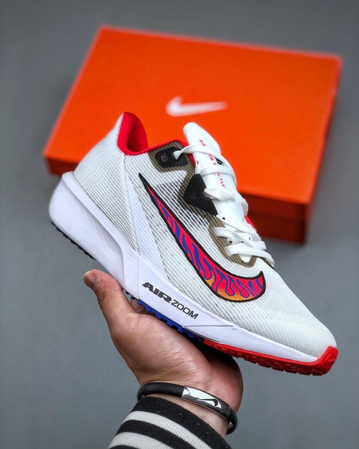 NK AIR ZOOM RIVAL FLY 4