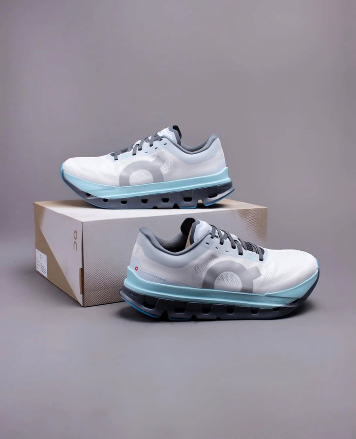On C.Flow5 Grey