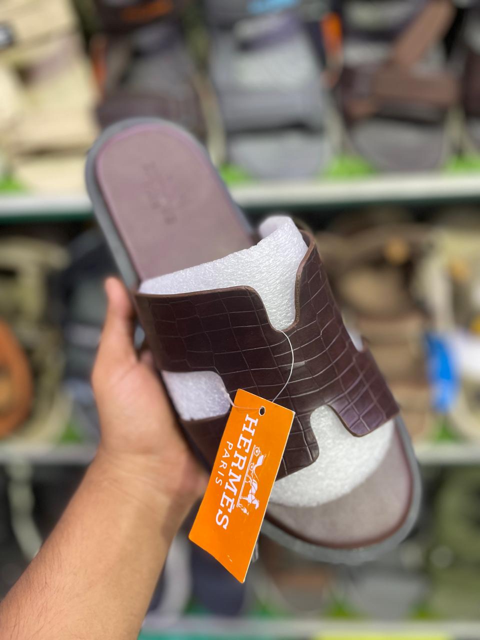 Sandals /Slides