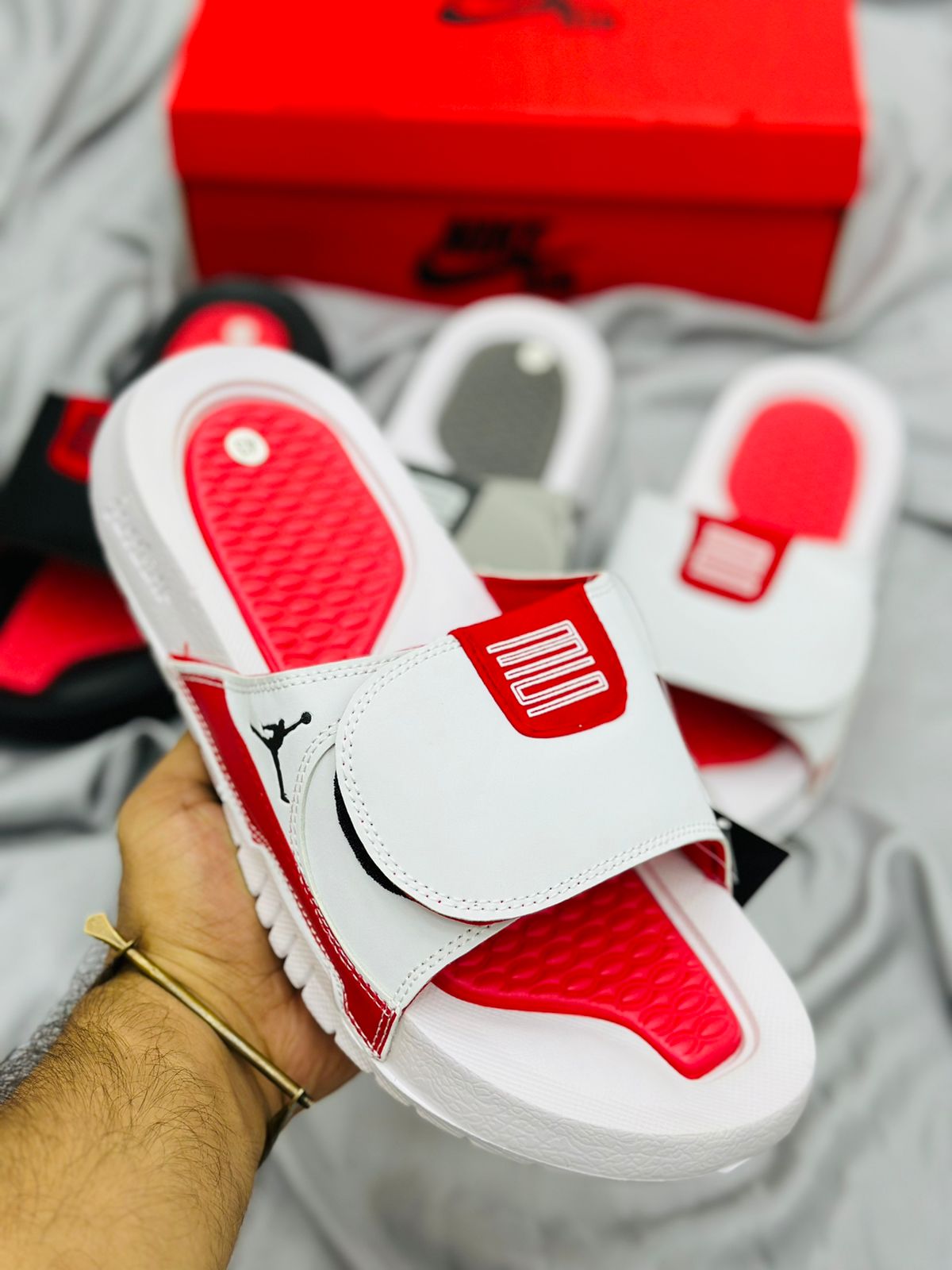 Jordan best sale 4 slides